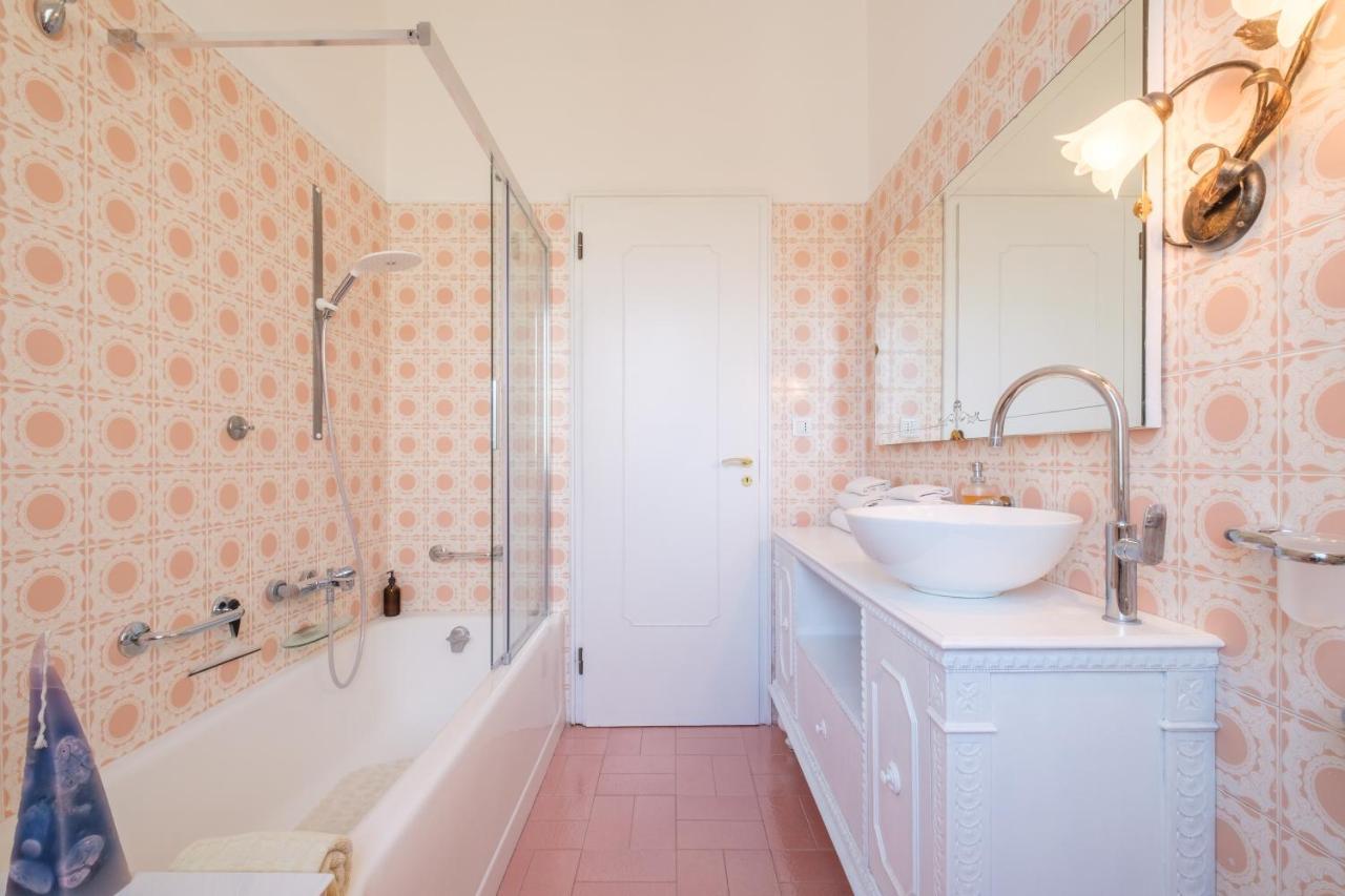 Fabula Rooms 3 Suites With Private Bathroom Bologna Luaran gambar